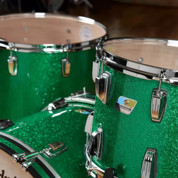 LUDWIG CLASSIC MAPLE GREEN SPARKLE 22"